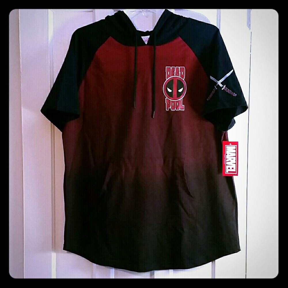 Deadpool Hooded Tee shirt sz XXL